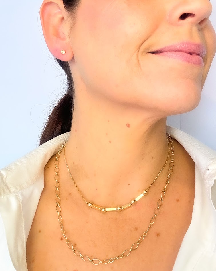 Brinco Ponto de Luz Verde Claro Banho Dourado - Imagem 2