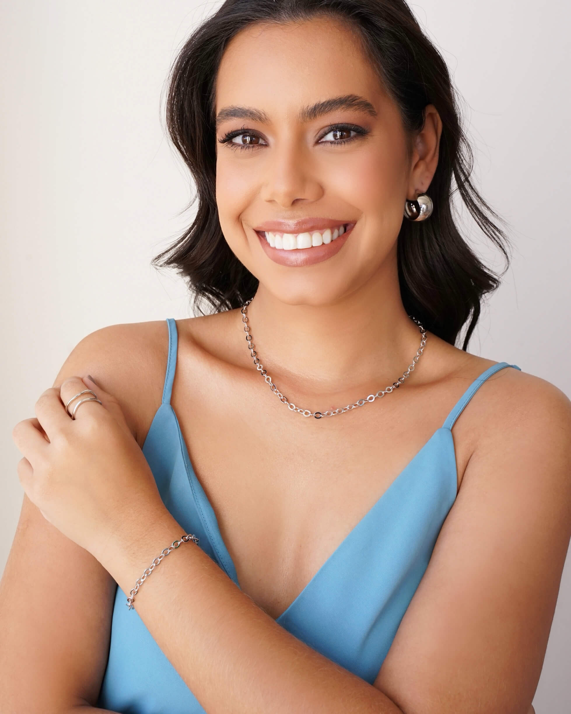 Brinco Argola Abaulada Lisa Banho Branco - Imagem 3